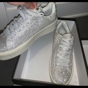 NWT Sparkly platform sneakers